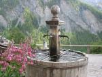 fontaine traditionnelle de St Véran
500*375 pixels (36355 octets)(i15)